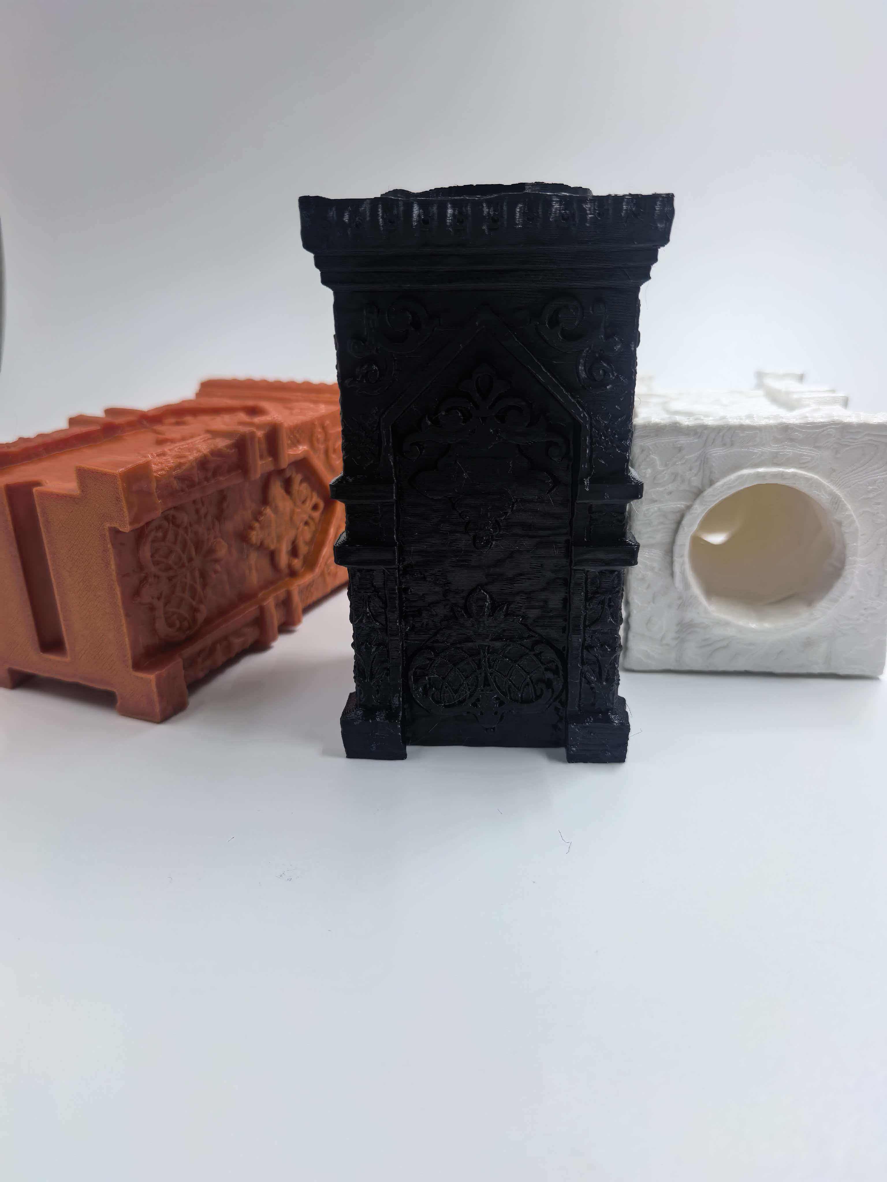 Mini Przenośna Wieża na Kostki – Dice Tower Wooden recenzja i cena
